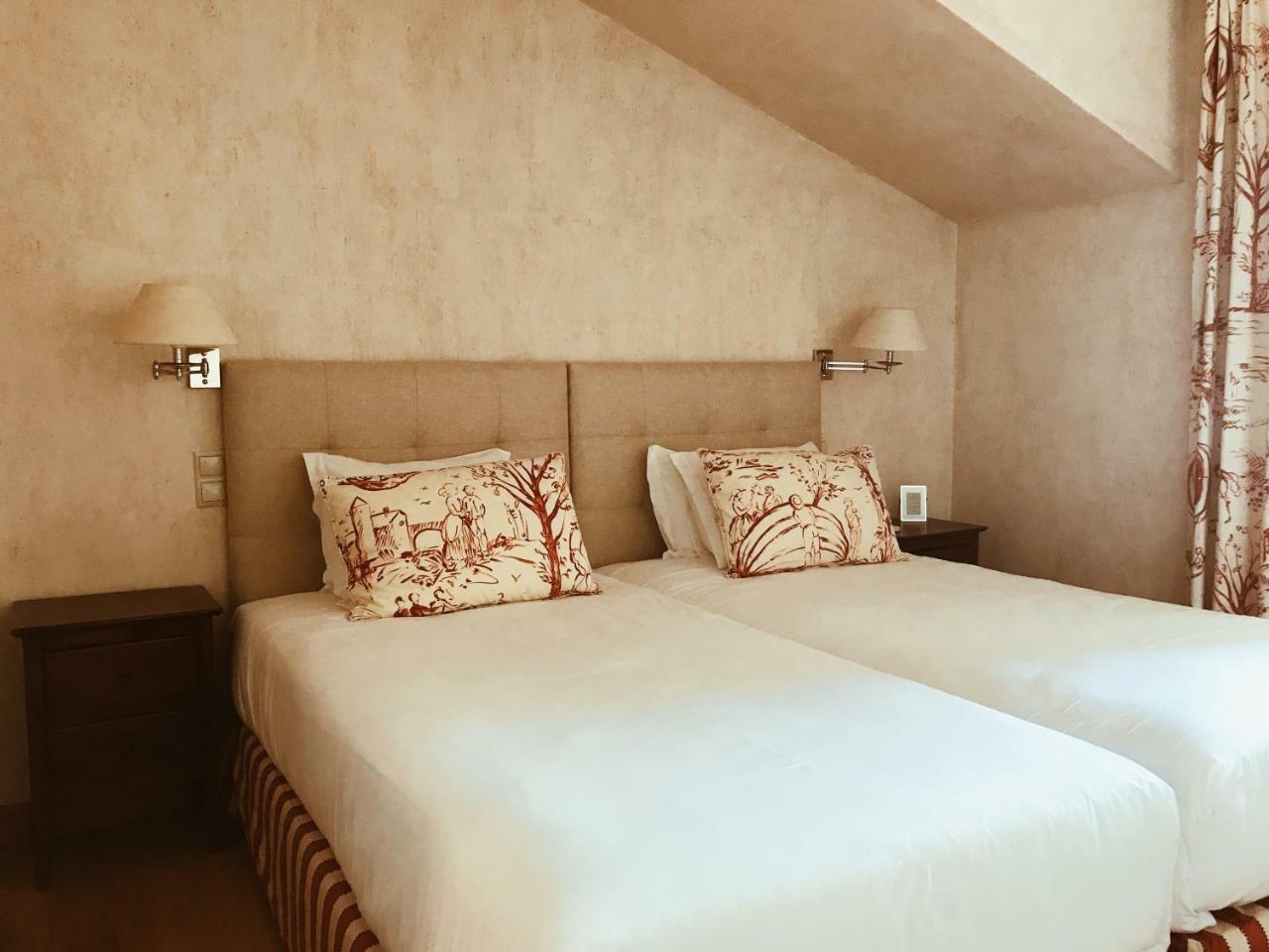 Quinta De Catralvos Hotel Azeitao Luaran gambar